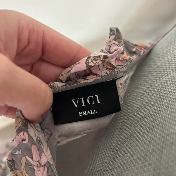 VICI Floral Ruffle Dress - Picture 5 of 5